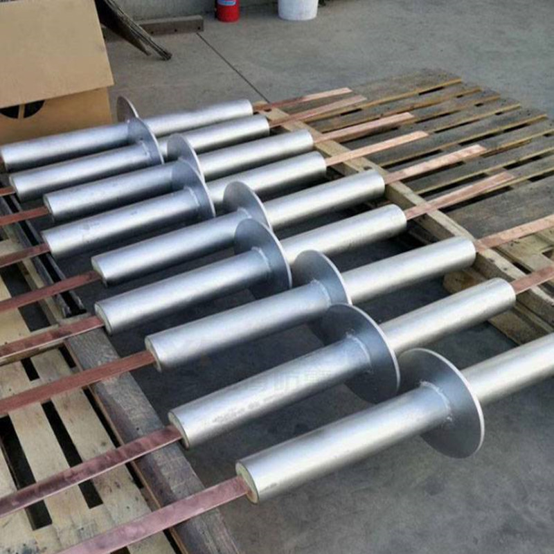 非磁性接地引出装置