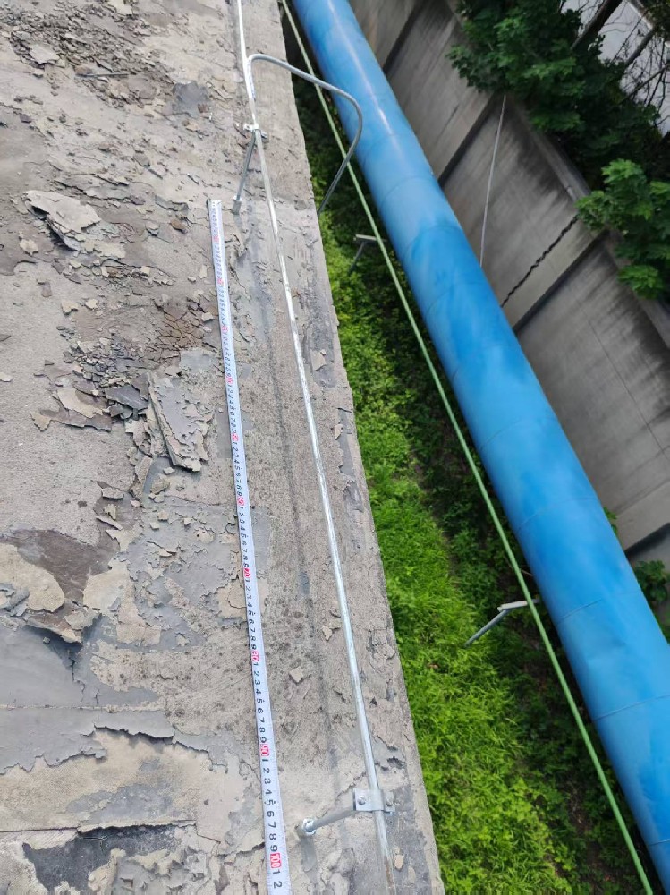 避雷带的施工