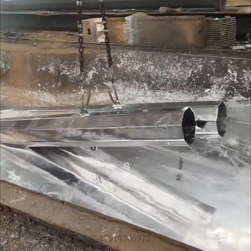 避雷塔的热镀锌制作步骤