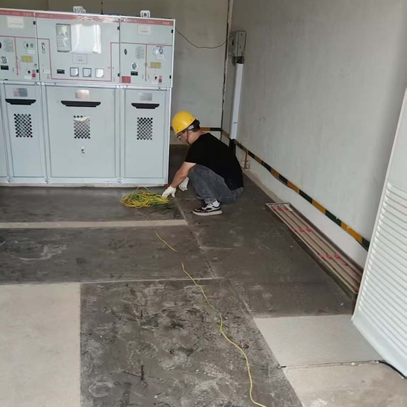 小 大范甘迪.jpg